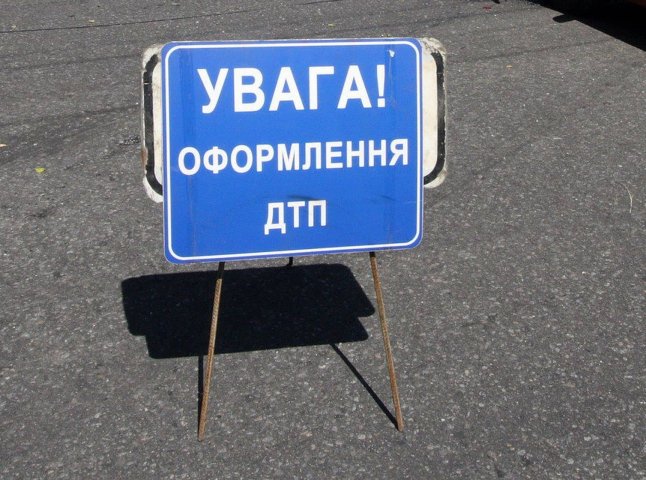 У ДТП в Ужгороді постраждали 5 осіб, зокрема маленька дитина