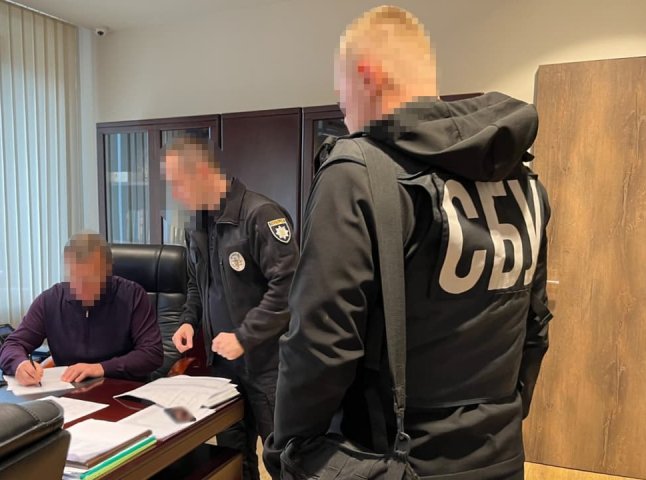 Правоохоронці перевіряють факти незаконного виїзду депутатів Ужгородської міськради на відпочинок за кордон