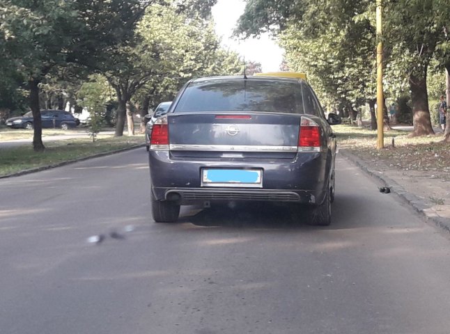 В Ужгороді авто наїхало на пішохода