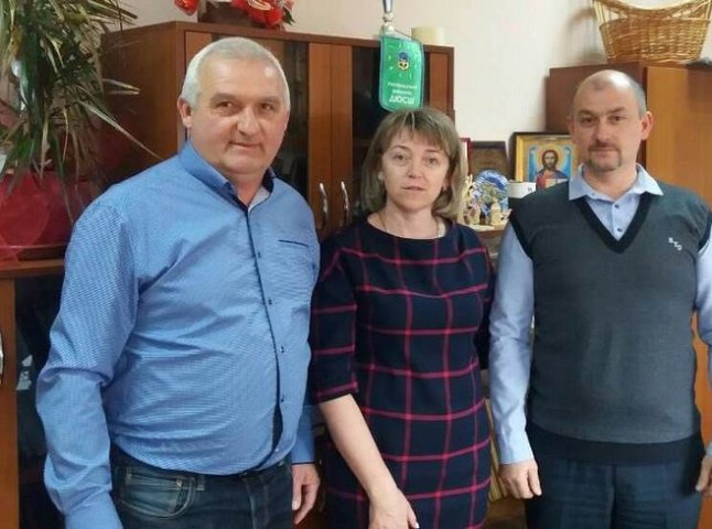 Жителі 8 сіл Ужгородського району звернулися до Петра Порошенка