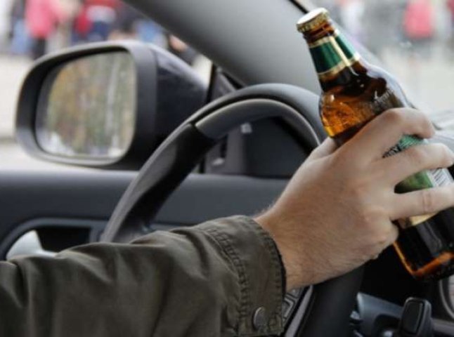 За дві доби поліція зупинила 14 п’яних водіїв