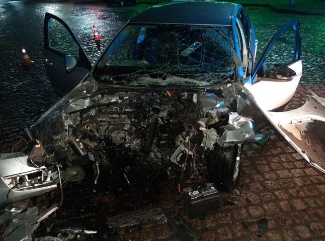 Цієї ночі у Мукачеві сталась жахлива аварія: нові подробиці