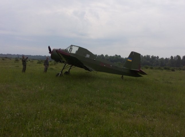 На Виноградівщині виявили контрабандний літак