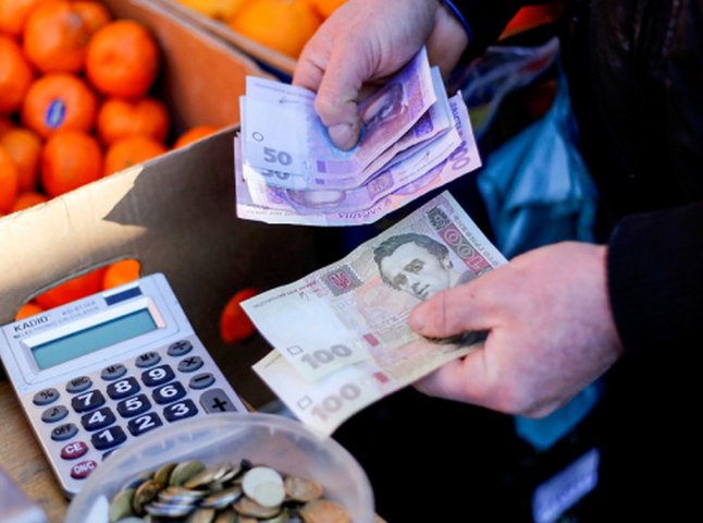 В Україні з 1 грудня зміниться прожитковий мінімум та ряд пов’язаних з ним виплат