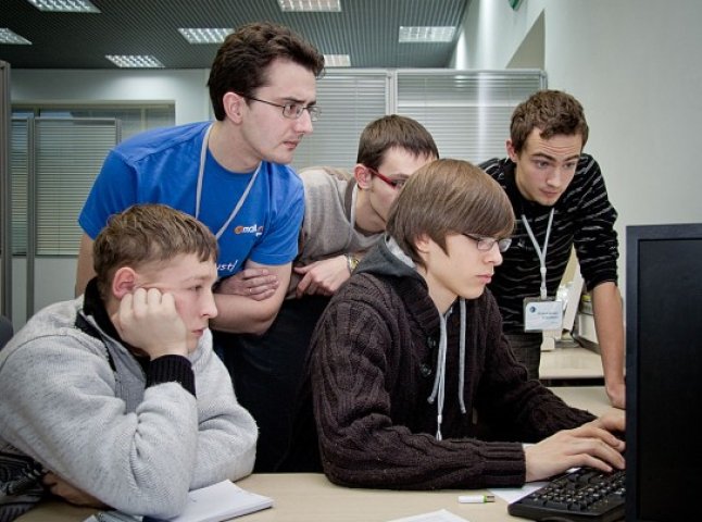 В Ужгороді зберуться програмісти з усієї України
