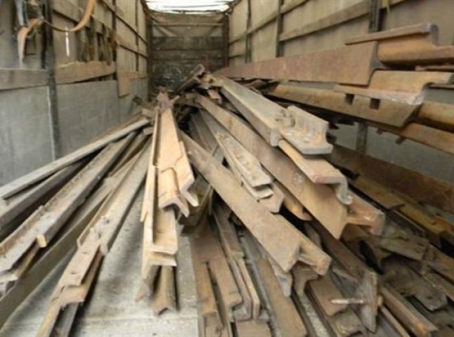 Луганська фірма демонтовує на металобрухт Боржавську вузькоколійку