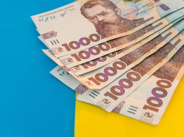 Дали команду підвищити зарплату до 16 000 гривень з 1 жовтня — кому саме Дали команду підвищити зарплату до 16 000 гривень з 1 жовтня — кому саме