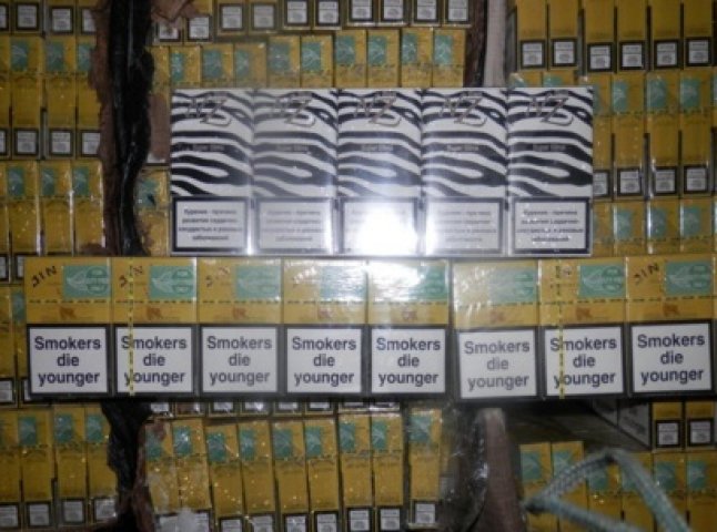На Закарпатті виявили більше 80 пакунків з контрабандними тютюновими виробами