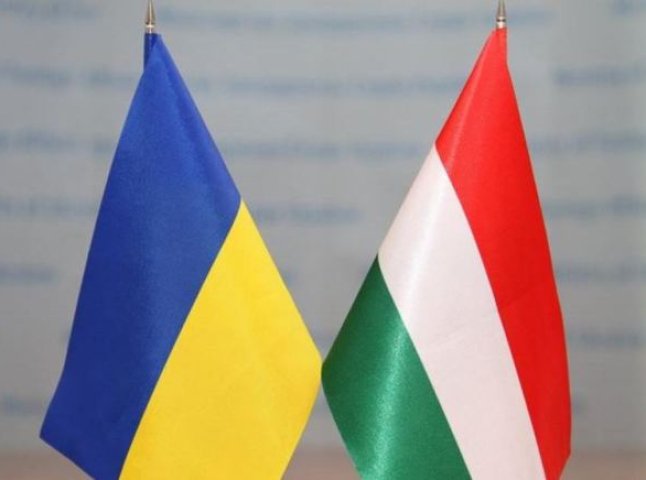 Угорщина каже про "ніж у спину" від України, а Румунія "занепокоєна": реакція сусідніх країна на закон про освіту