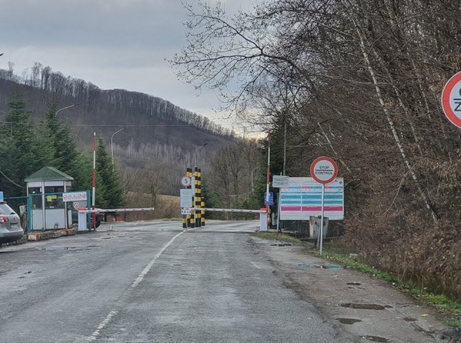 Громадянин Польщі планував відпочити в горах: його зупинили на одному з КПП