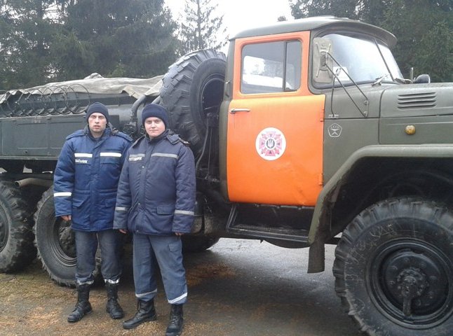 Насос досі несправний, водозабір затоплено: у Перечині воду населенню возитимуть на автомобілі