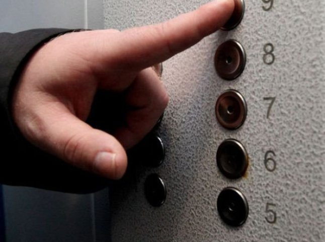 Ужгородці боргують «за ліфт» понад 3 мільйони гривень