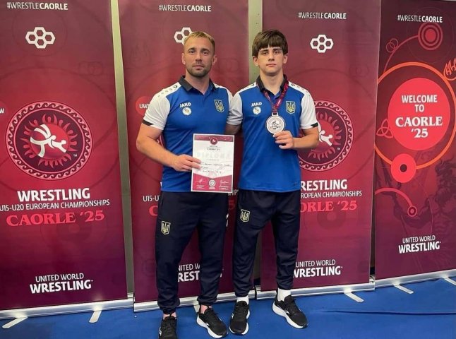 Спортсмен з Мукачева посів призове місце на Чемпіонаті Європи з боротьби серед кадетів Спортсмен з Мукачева посів призове місце на Чемпіонаті Європи з боротьби серед кадетів