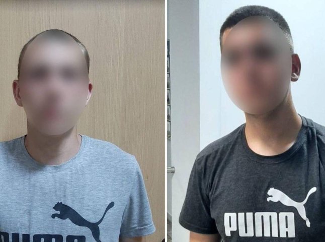 У Мукачеві двоє неповнолітніх на вулиці пограбували чоловіка