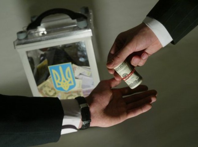 Геннадій Москаль звинуватив "Єдиний Центр" у спробах підкупу голосів на Мукачівщині та Берегівщині