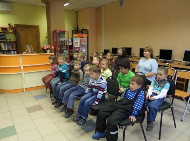 Для ужгородських дітей запланували екскурсії у СІЗО і наркодиспансер