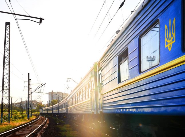Додатковий потяг Ужгород — Київ: графік курсування на червень Додатковий потяг Ужгород — Київ: графік курсування на червень