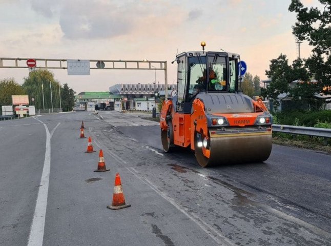 Ремонт мосту на КПП "Тиса–Захонь" завершили