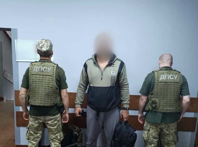 Порушника «проти течії» впіймали в прикордонні Закарпаття