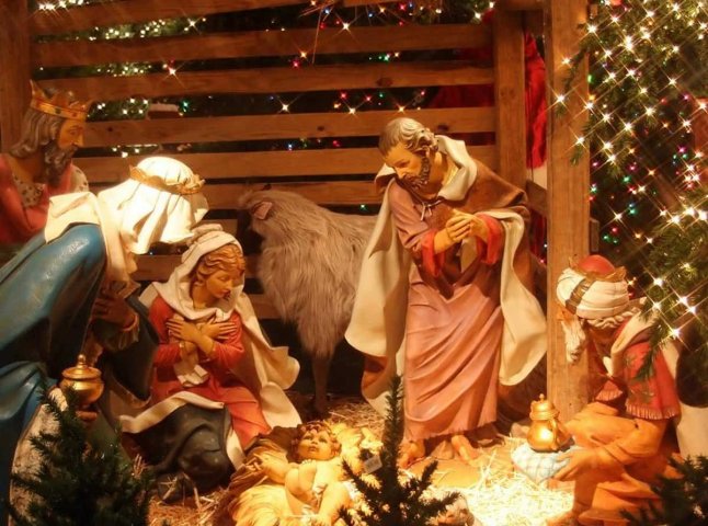 25 грудня чи 7 січня: коли святкувати Різдво Христове в Україні