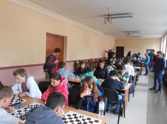У Рахові пройшов міжрайонний шаховий турнір