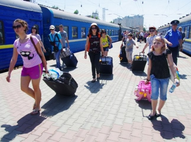 Зараз в області перебуває 210 переселенців з Криму та 338 зі Сходу України