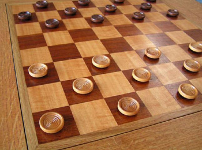 Мукачівська молодь змагалась на турнірі з шашок (ФОТО)