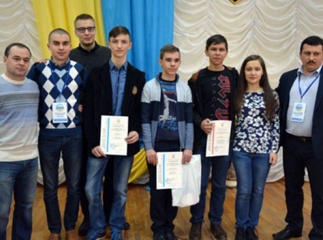 Юні закарпатські школярі перемогли на Всеукраїнській учнівській олімпіаді з інформатики