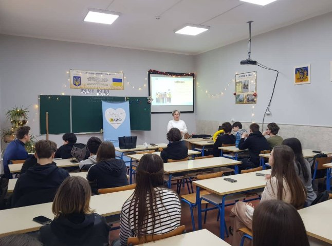 Реформа старшої школи на Закарпатті: які три заклади освіти стануть пілотними