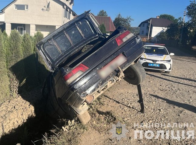 Двоє юнаків скоїли ДТП на краденій машині