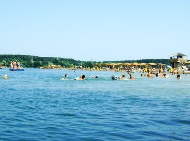 На Берегівщині в озері втопився 11-річний хлопчик, а на Тячівщині – 18-річний юнак