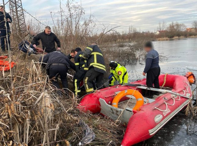 Риболовля виявилась небезпечною: у поліції розповіли про інцидент на озері