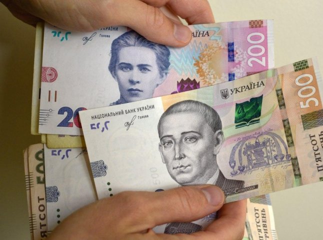 Діти зможуть "купити" пенсійний стаж батькам: в Україні хочуть запровадити новацію