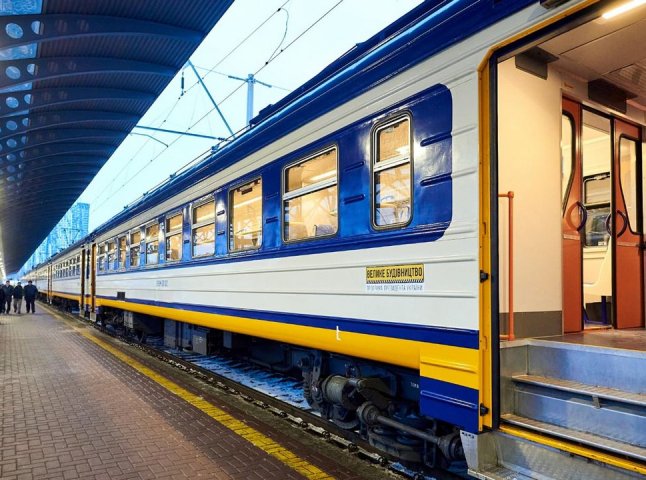 Потяги, які курсують у Закарпатську область, отримають нові зупинки