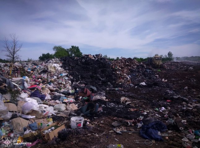 В області горіли два сміттєзвалища