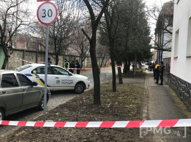 Очевидці розповіли про стрілянину в Мукачеві