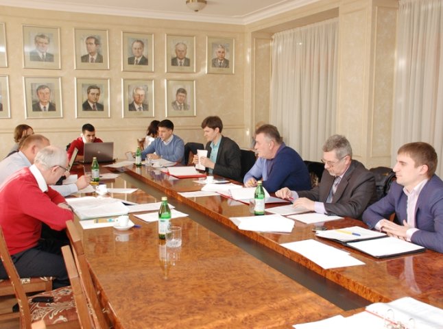 Депутати облради визначились із проектом Регламенту роботи обласної ради