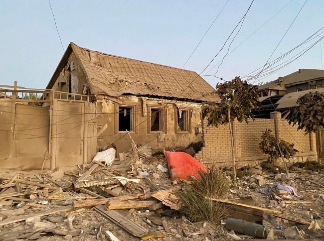 росія завдала ракетного удару по житлових кварталах Дніпра: є загиблі та поранені