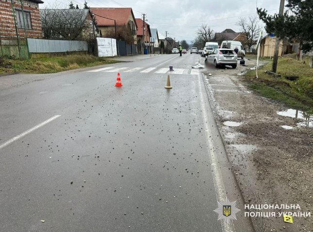 У Хустському районі внаслідок ДТП загинула жінка