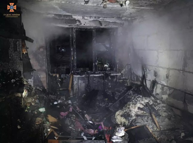 У Мукачеві рятували людей через пожежу в квартирі