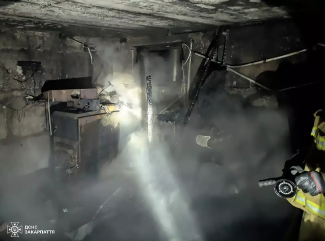 У будинку загорілось підвальне приміщення, де була котельня: рятувальники розповіли про пожежу
