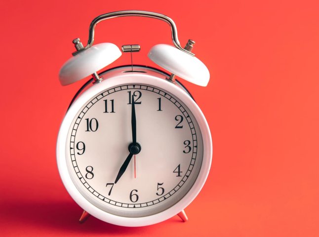 Починатиметься о 23:00 і триватиме щодня до 07:00: озвучено важливе роз’яснення для людей Починатиметься о 23:00 і триватиме щодня до 07:00: озвучено важливе роз’яснення для людей