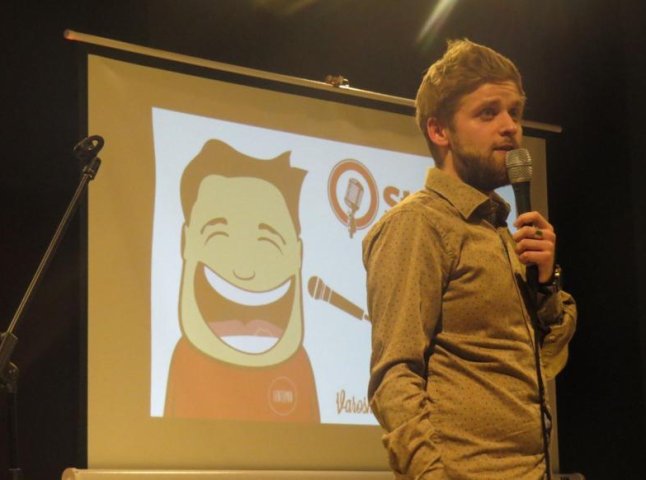 В Ужгороді відбувся нецензурний "Stand Up"