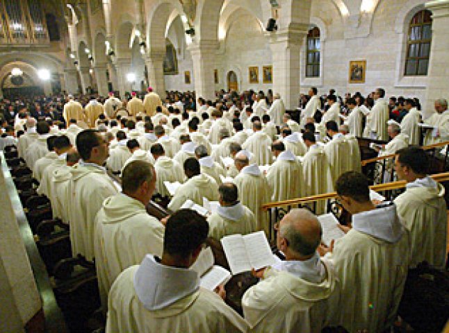 На Закарпатті більше священиків, ніж на Донеччині