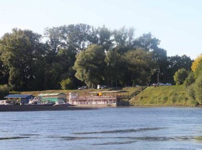 Спільна українсько-угорська комісія проінспектувала стан берегової лінії та руслорегулюючих споруд річки Тиса