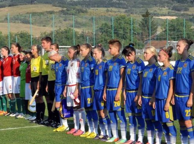 У Берегові жіноча збірна України перемогла угорських футболісток