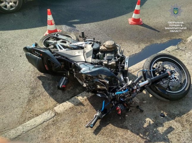 Оприлюднені фото з місця вчорашньої аварії у Мукачеві