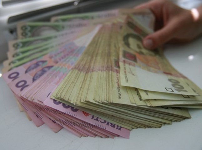 Чиновники повідомили, коли українцям чекати на мінімальну зарплату в 5 тисяч гривень