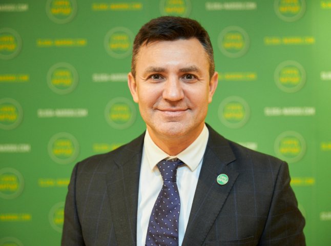 Нардепа Тищенка виключили з партії "Слуга народу" після скандалу