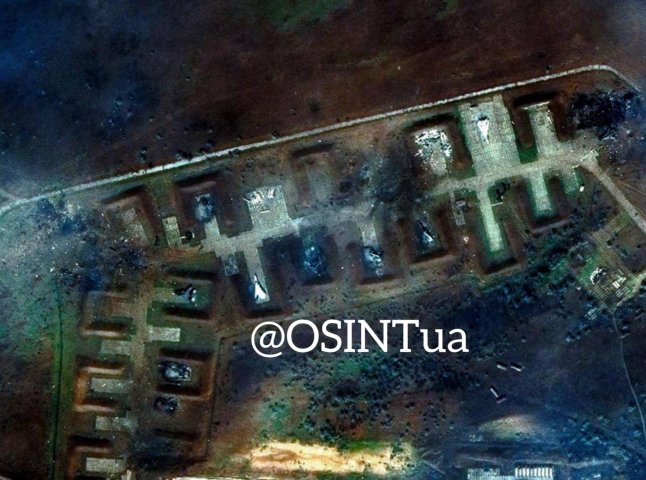 В ЗСУ показали знімки з аеродрому в Криму після вибухів